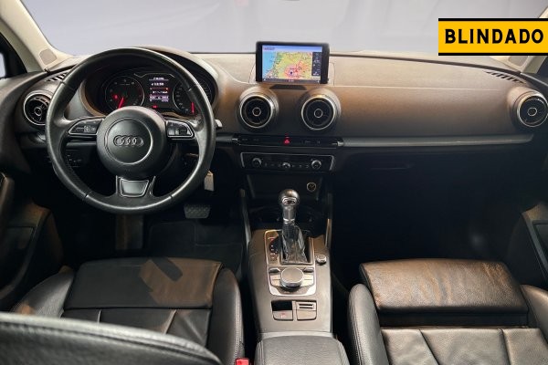 AUDI A3 Sedan A3 Sedan 1.8 TFSI S tronic Ambition 2014/2014